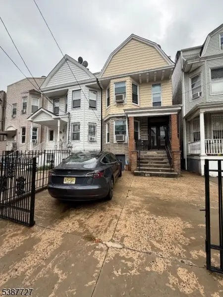 223 Harrison Ave #2, Jersey City, NJ 07304 - Image #1