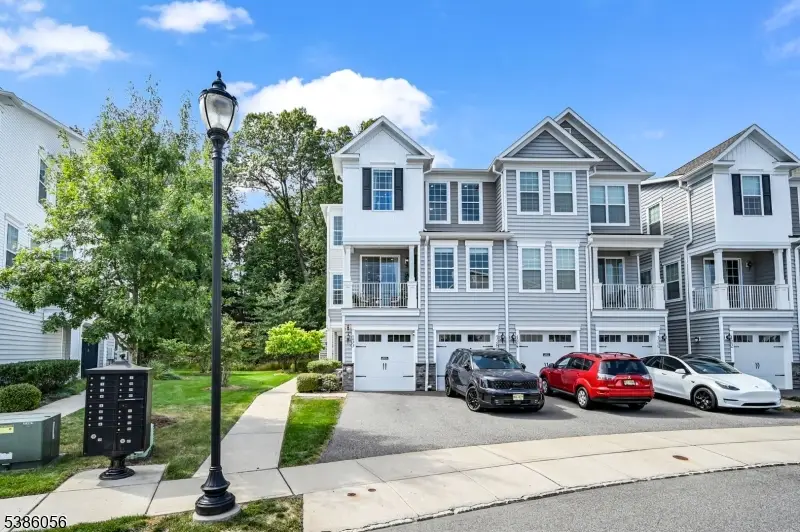 130 Sequoia Dr, Cedar Grove, NJ 07009 - Image #2