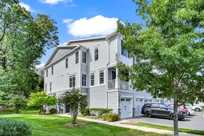 130 Sequoia Dr, Cedar Grove, NJ 07009 - Image #3