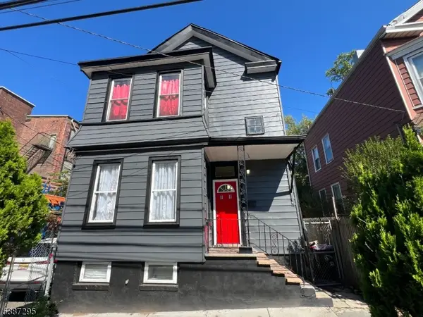 69 Keen St, Paterson City, NJ 07524
