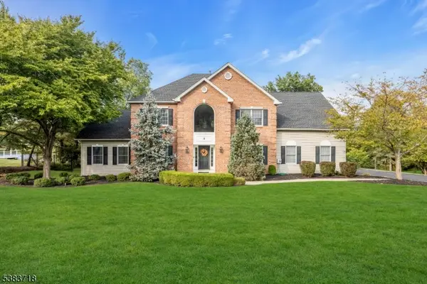 5 Walnut Dr, Branchburg Twp., NJ 08876