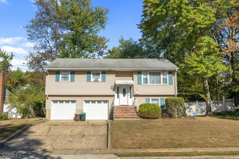 668 Warfield Rd, North Plainfield, NJ 07063 - Image #1