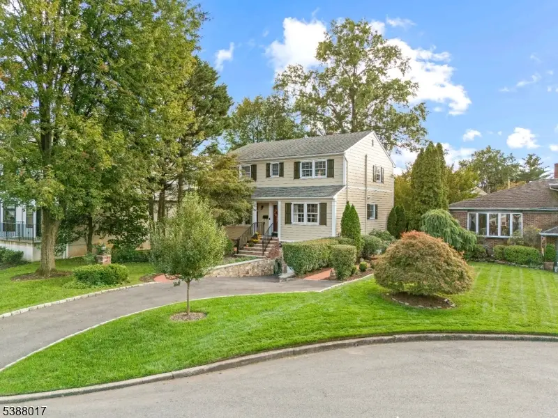 65 Enclosure St, Nutley, NJ 07110 - #1