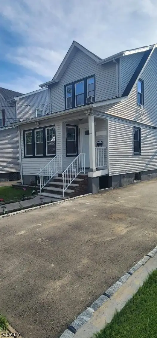 530 Drake Ave, Roselle, NJ 07202 - Image #1