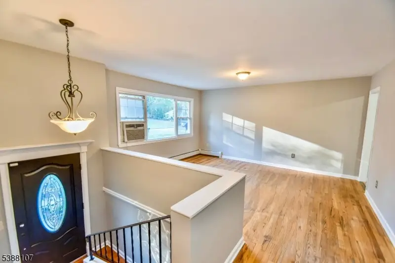 17 Deer Trail, Hardyston, NJ 07460 - Image #2