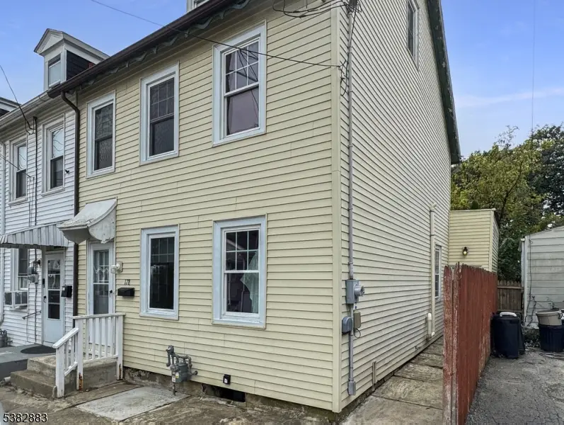 178 Chambers St, Phillipsburg, NJ 08865 - Image #1