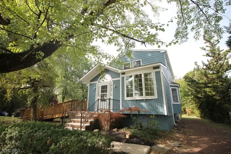 89 Pearl St, Finderne, NJ 08807 - Image #2