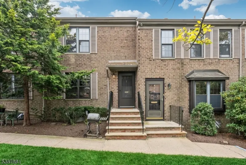 181 Long Hill Road Unit M-2 #2, Great Notch, NJ 07424 - Image #2