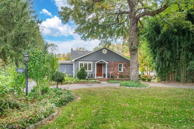 83 Ridge Rd, Oak Ridge, NJ 07438 - Image #1