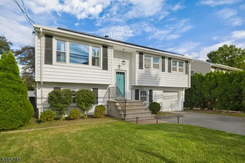 31 Franklin Rd, Denville, NJ 07834 - Image #1