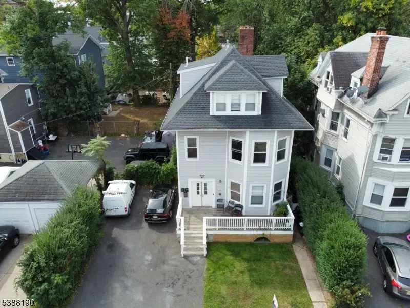 11 Carlton St, East Orange, NJ 07017 - Image #3