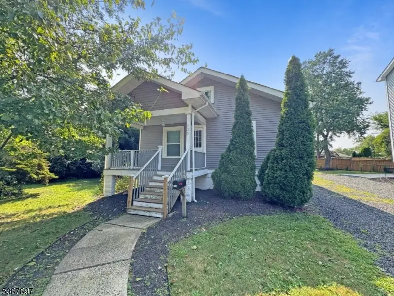 235 Plainfield Ave, Berkeley Heights, NJ 07922 - Image #1