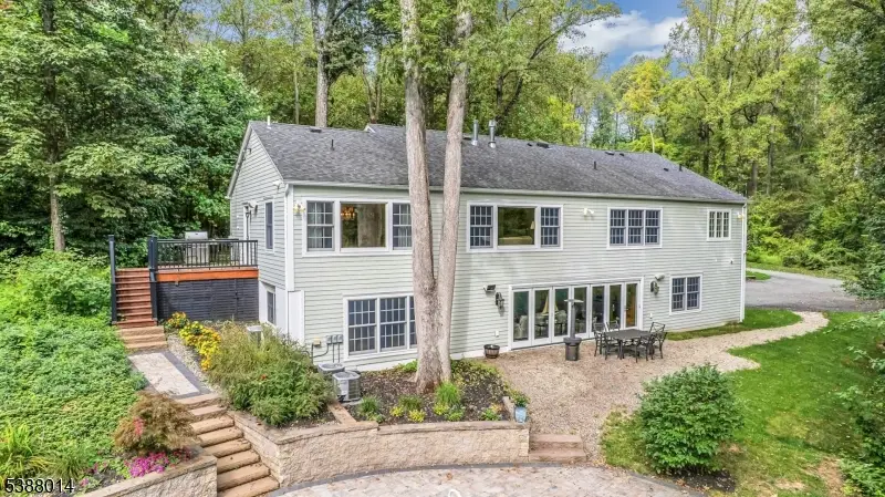 53 Post House Rd, Harding Township, NJ 07976 - Image #2