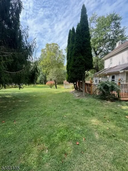 205 Mitchell Rd, Mansfield, NJ 07863 - Image #2