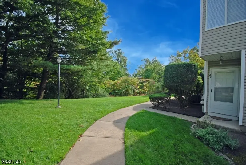 25 Stevens Court, The Hills, NJ 07921 - Image #2