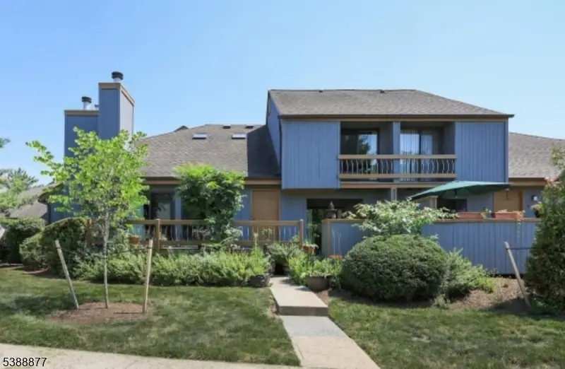 7 Chestnut Ct, Bernards, NJ 07920 - Image #1