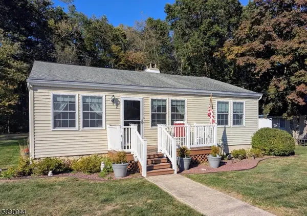 25 4th St, Mount Olive Twp., NJ 07828