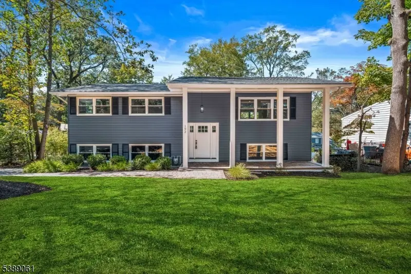 192 Mohawk Trl, Pines Lake, NJ 07470 - #1