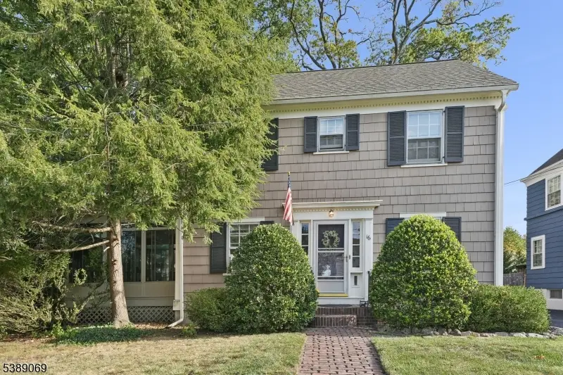 16 Craig Pl, Cranford, NJ 07016 - Image #1