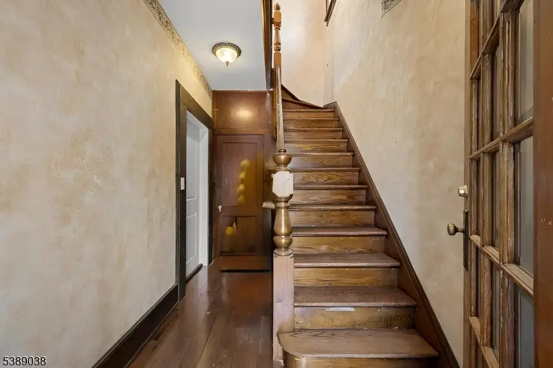 35 Dawson Ave, Clifton, NJ 07012 - Image #3