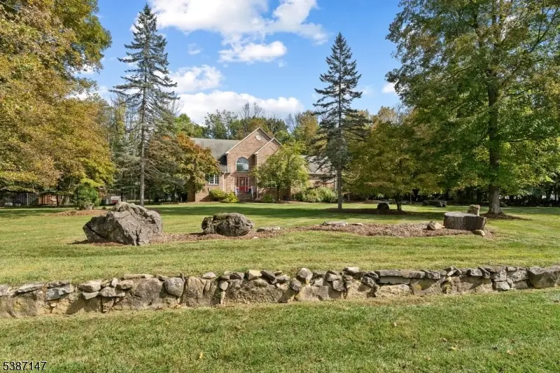 8 Woodfield Rd, Green Township, NJ 07821 - Image #3