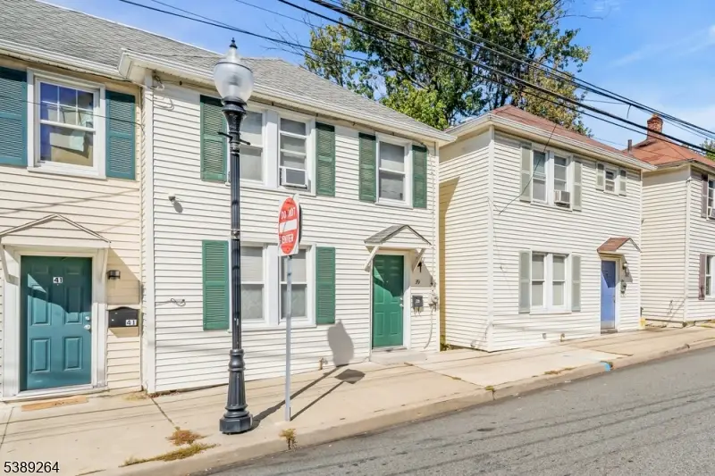 39 Clinton Pl, Morristown, NJ 07960 - Image #2