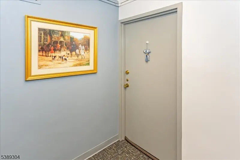 926 Bloomfield Ave #4M, Glen Ridge, NJ 07028 - Image #2