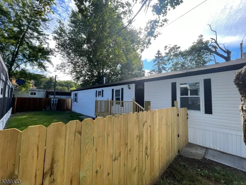 13 3rd St, Wayne, NJ 07470 - Image #3