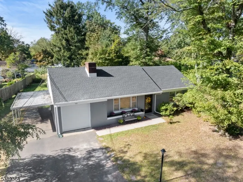 109 Warrenville Rd, Dunellen, NJ 08812 - Image #2