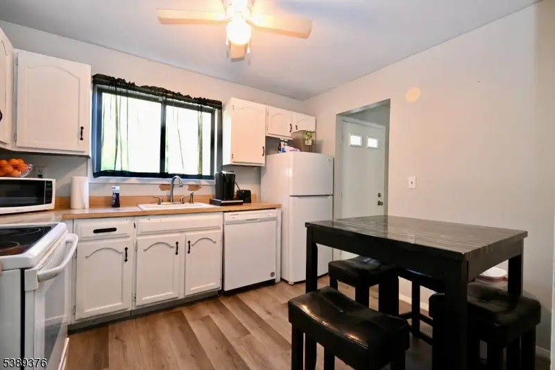 15 Shady Ln, Hardyston, NJ 07419 - Image #2