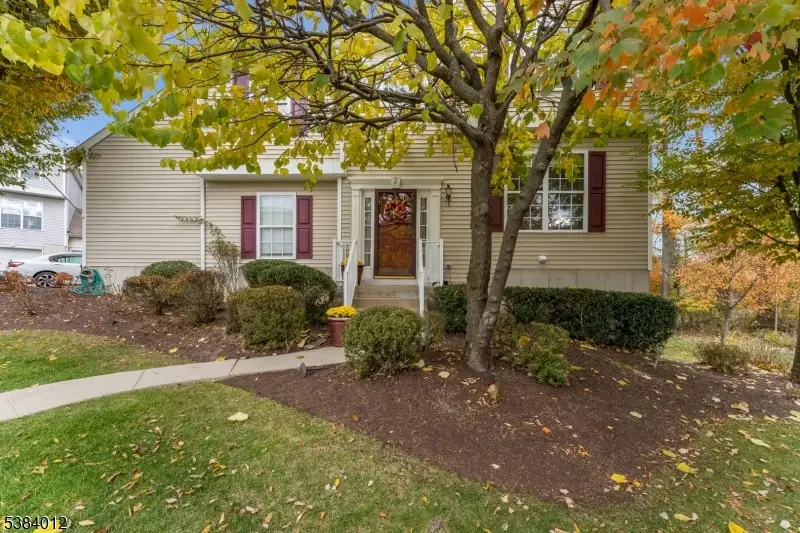 2 Brock Ln, Mount Olive, NJ 07840 - Image #3