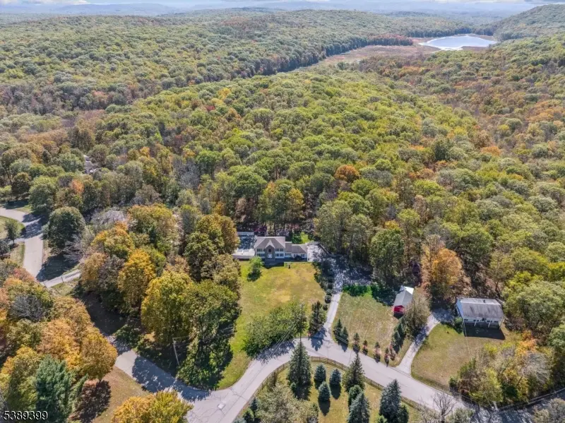 106 Henderson Rd, Stockholm, NJ 07460 - Image #2