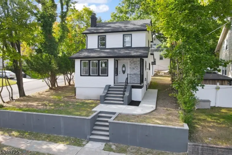 1470 Gaylord Ter, Teaneck, NJ 07666 - #1