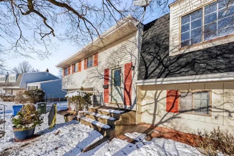 24 Conerly Rd, Franklin Township, NJ 08873 - Image #3