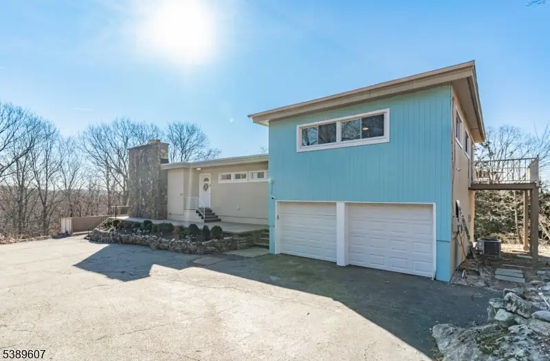 21 Skyview Rd, Ringwood, NJ 07456 - #2