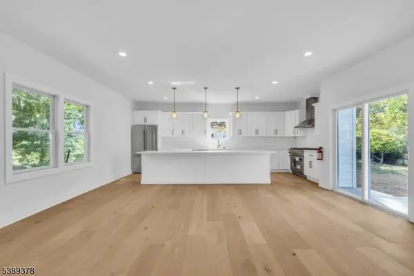 62 Townsend Dr, Florham Park Boro, NJ 07932