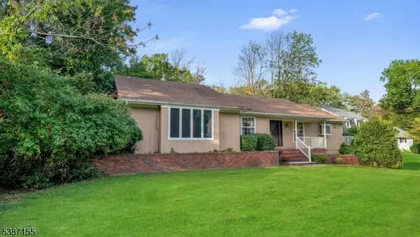 7 Carleen Ct, Summit City, NJ 07901