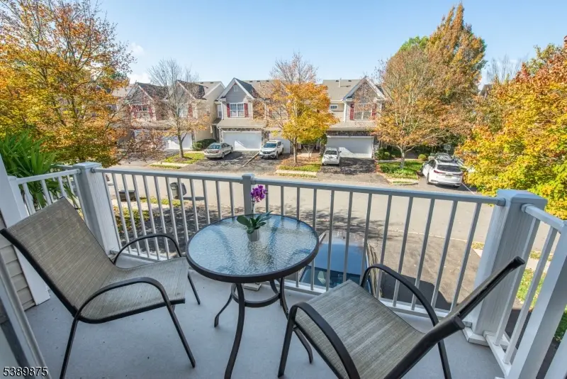 246 Ridge Dr, Pompton Lakes, NJ 07442 - Image #2