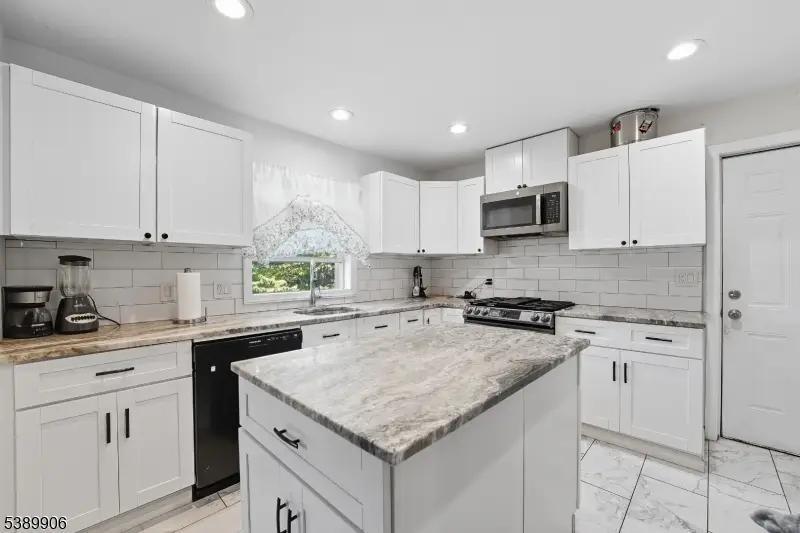 34 Fitzrandolph Rd, West Orange, NJ 07052 - #3