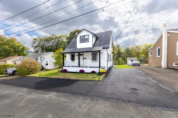 10 Avenue B, Ogdensburg Boro, NJ 07439