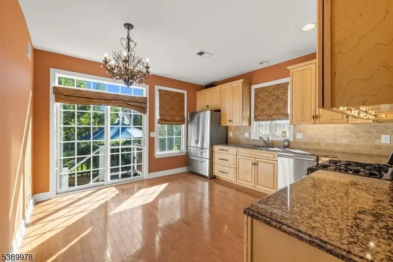 60 Saratoga Ct, Franklin Township, NJ 08873 - Image #3