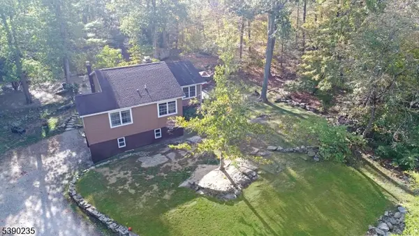 13 Hemlock Ave, Andover Twp., NJ 07860