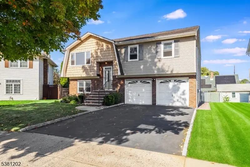 18 Strangeway Ter, Clifton, NJ 07011 - Image #1