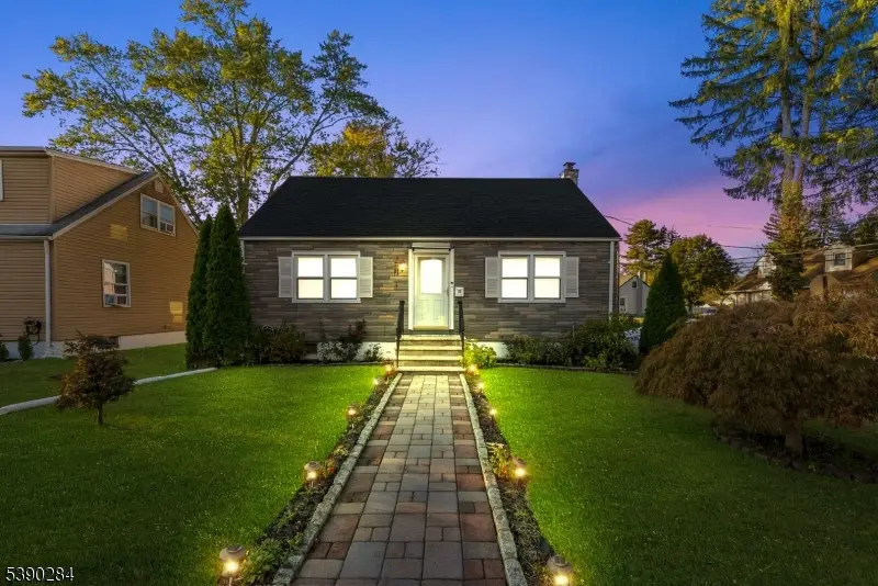 28 Oak St, Lincoln Park, NJ 07035 - Image #1