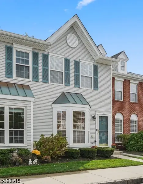 157 Setter Pl, Howell Twp., NJ 07728