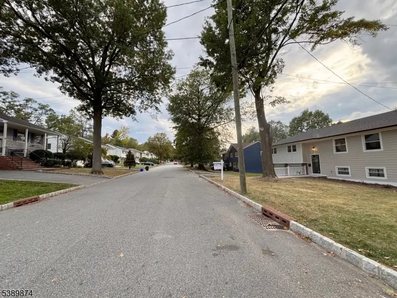 7 Cheshire Ter, West Orange, NJ 07052 - Image #2