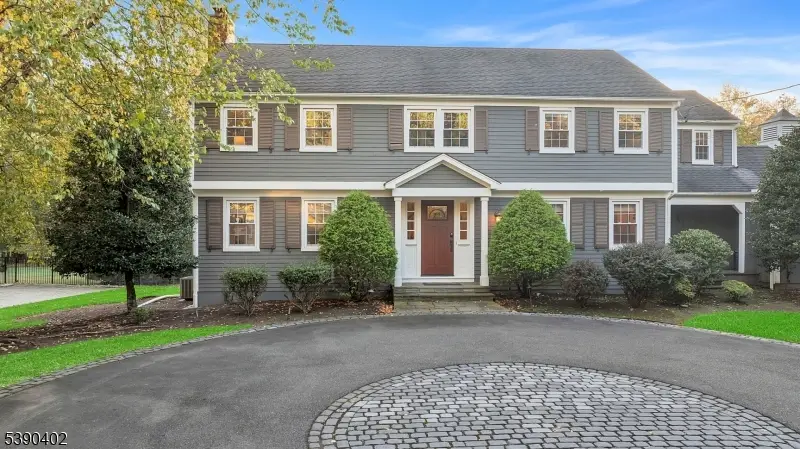 6 E Greenbrook Rd, North Caldwell, NJ 07006 - Image #1