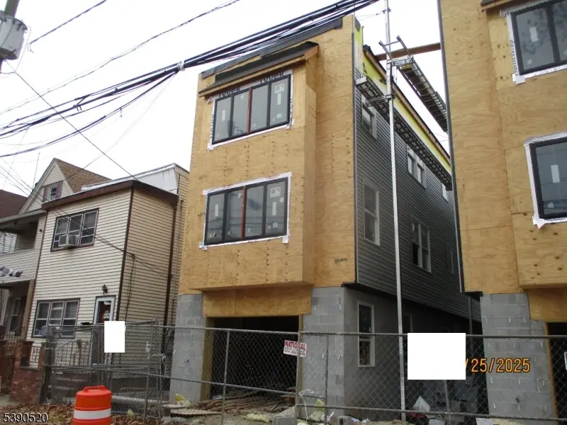 682 N 7th Street, Newark, NJ 07107 - Image #1