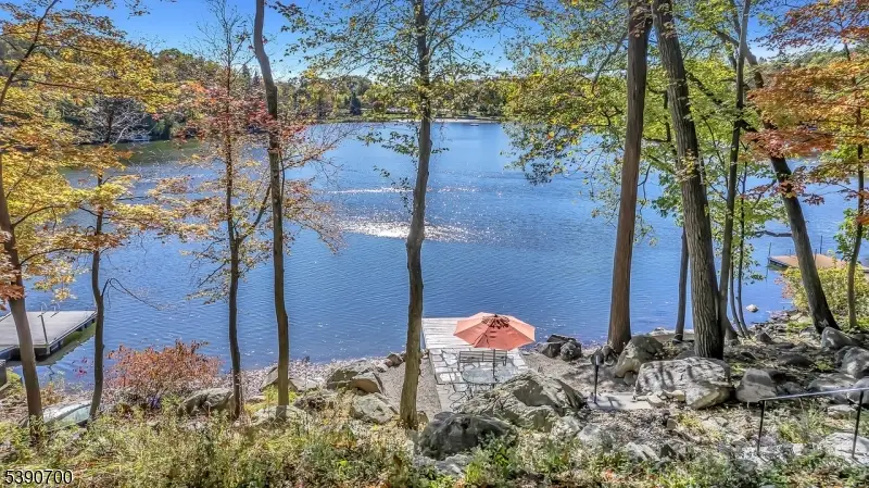 51 Lakeside Dr, Highland Lakes, NJ 07422 - Image #3