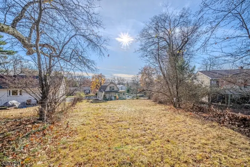 69 Linda Vista Ave, North Haledon, NJ 07508 - Image #1